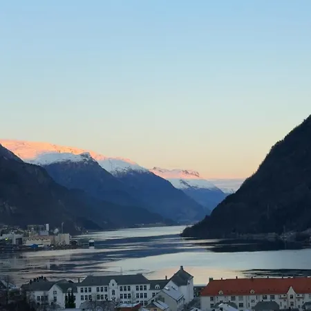 Storekleiv * Odda